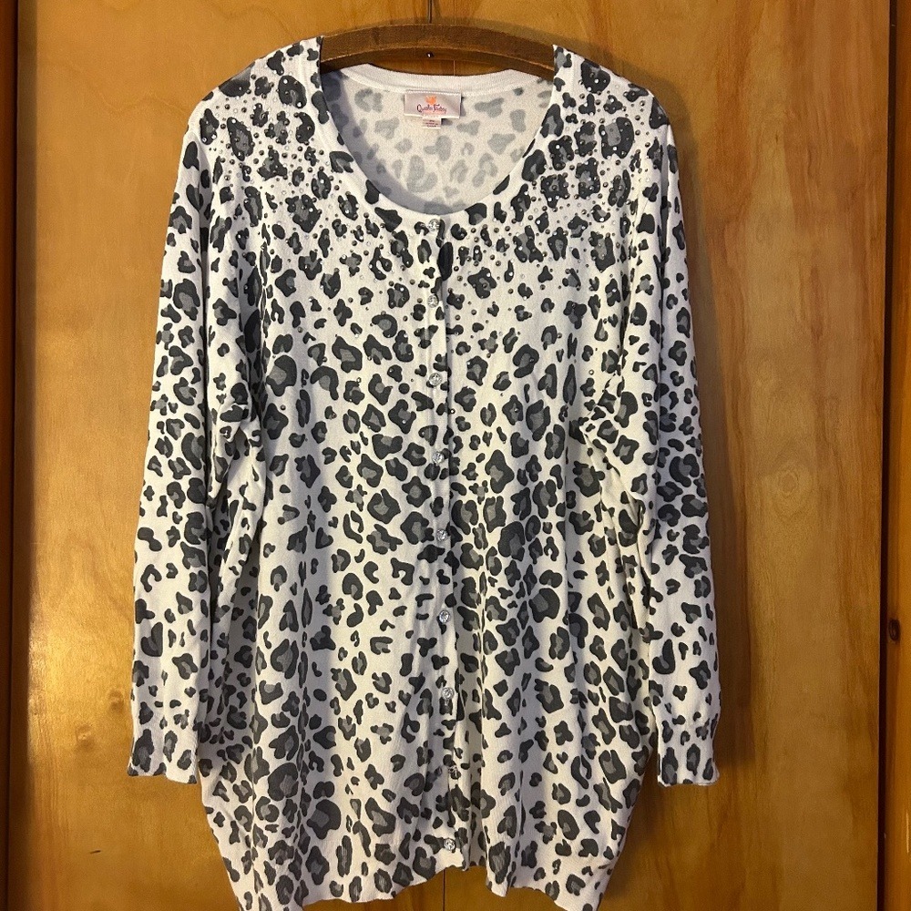 Quacker‎ Factory Womens 2X Cardigan Leopard Print Cream/Grey Beaded Trim*Flaw